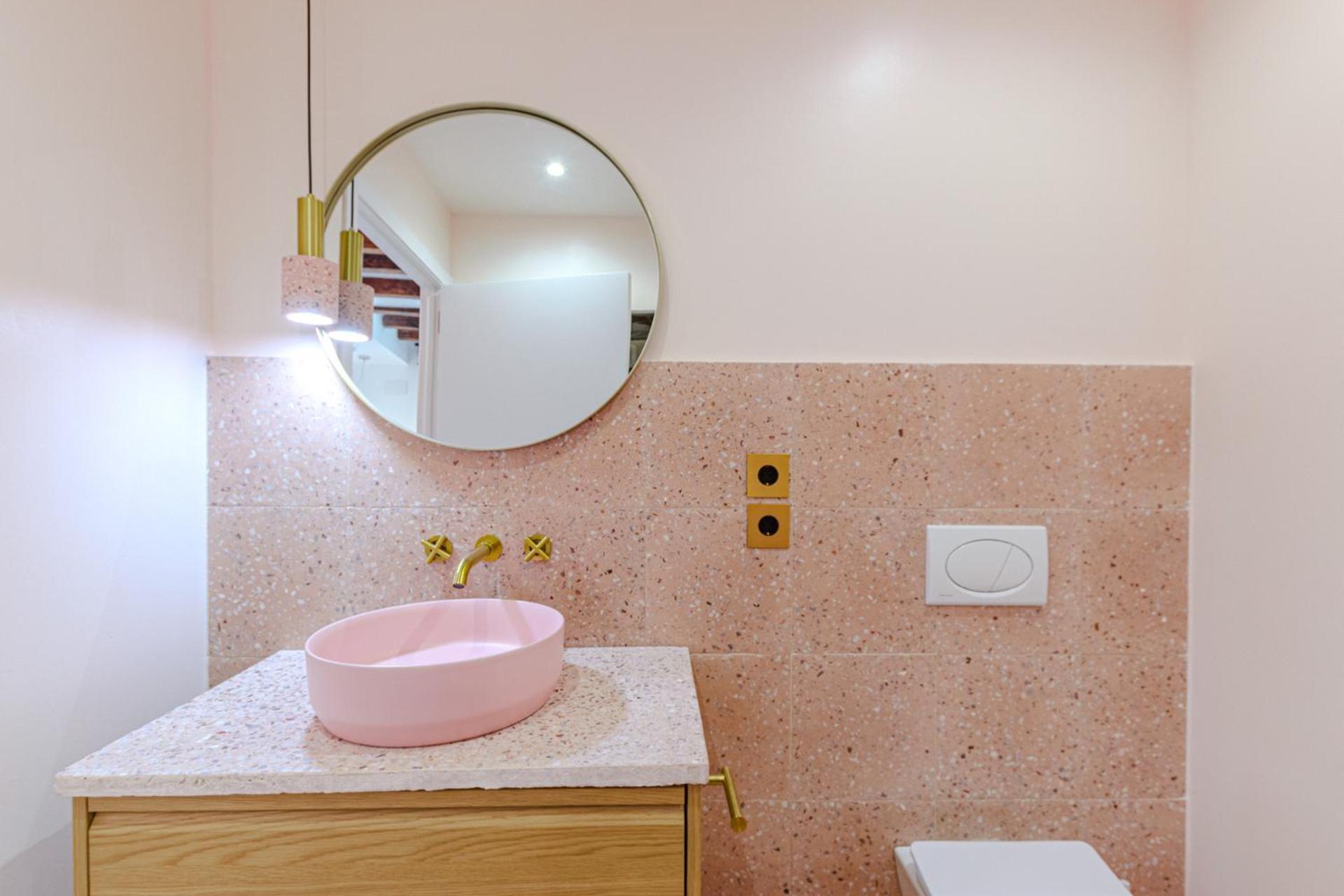 Glamorous Pink Studio In City Center Аликанте Екстериор снимка