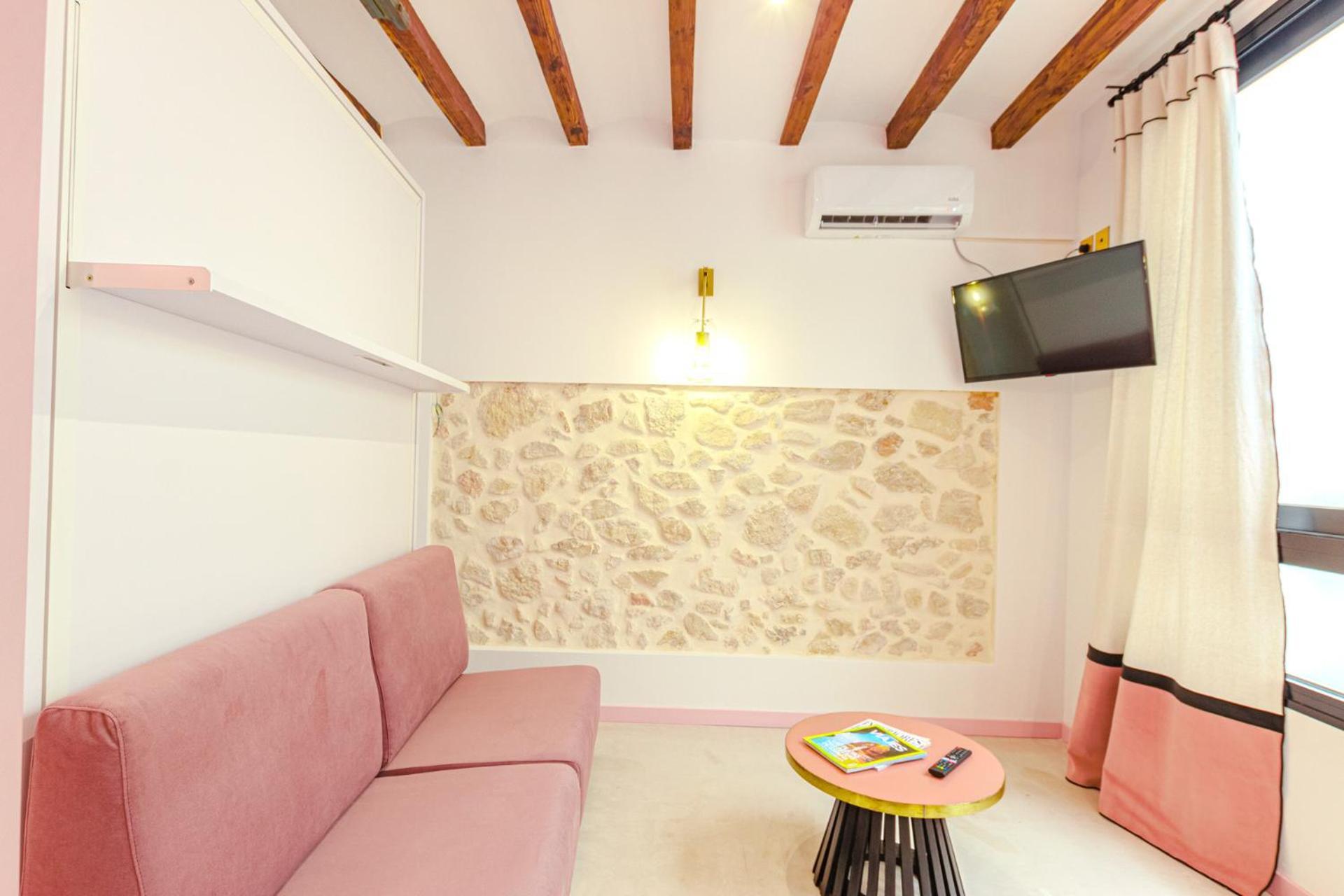 Glamorous Pink Studio In City Center Аликанте Екстериор снимка